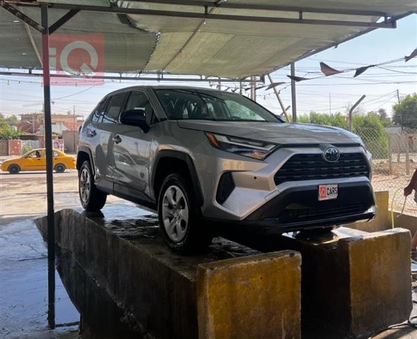 Toyota RAV4 2024 for sale in Iraq - Baghdad